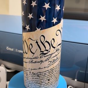 Beautiful “We the People “ 20oz tumbler